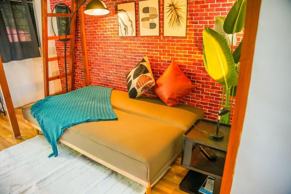 Cozy Loftbed Netflx Wi-Fi Ligao Natl Rd With Parking Rm 304 2F Apartamento Exterior foto
